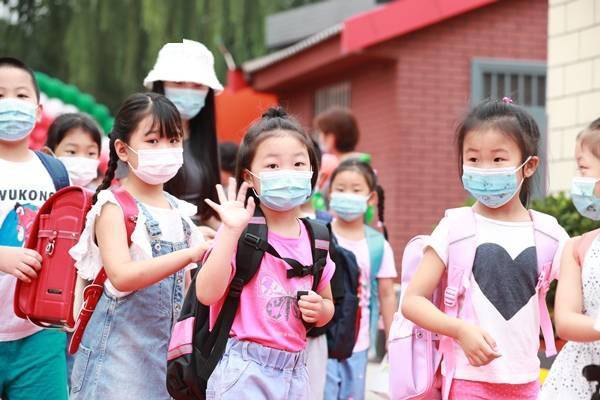 北京石油学院|北京石油学院附属二小迎新：石榴树的新家