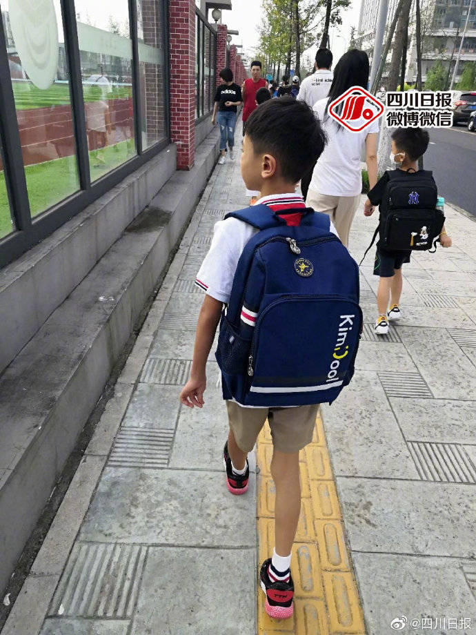 神兽|开学第一天 “神兽”归笼