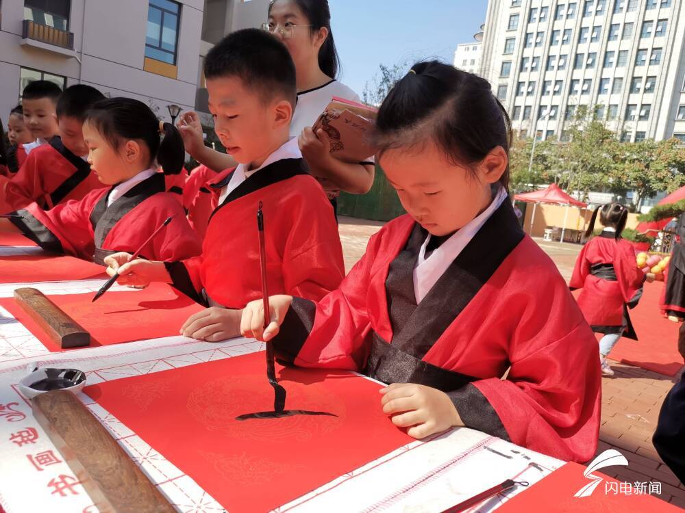 历下区|新生开学仪式感满满：济南市历下区熙华小学迎来第一批新生