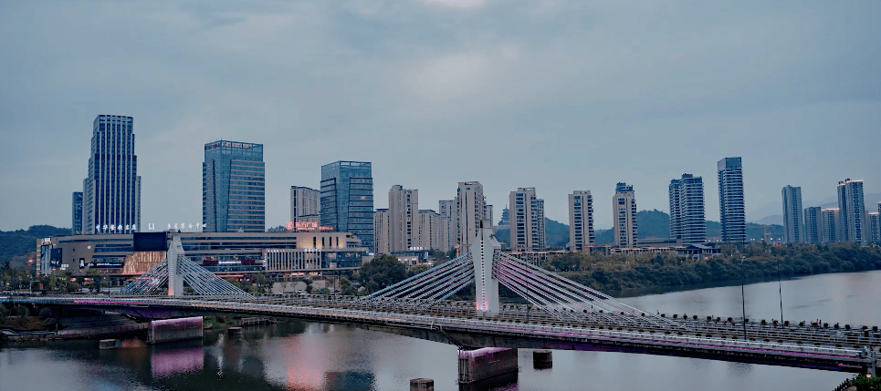 01浙江省夜市经济试点城市:衢州市柯城区柯城是衢州市主城区,是衢州市