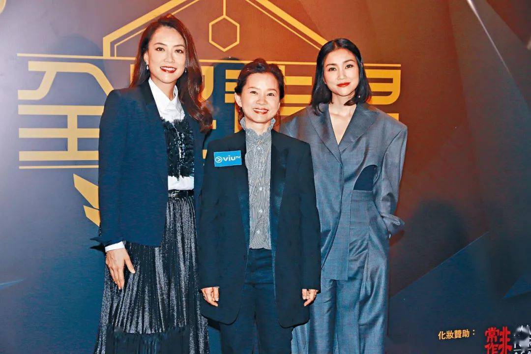 杜华|为什么霍汶希一出现，杜华女士就成了“华华子”？