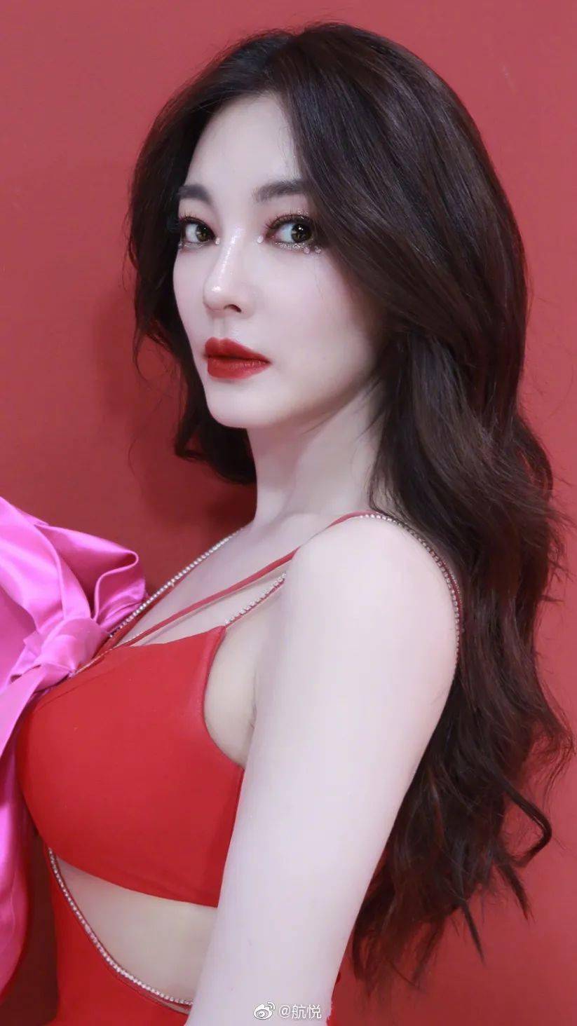 强肤光|美人计 | 女生见人才化妆（ps . 同事除外）