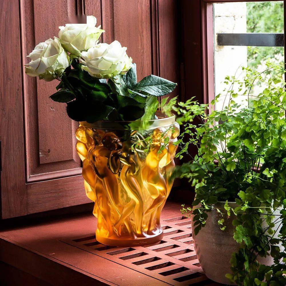 花束|再美的花束也离不开好看的花瓶！一起看看世界顶级花瓶的美！