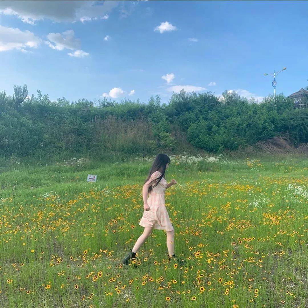 照片|颜值不够的女生，怎么拍出朋友圈点赞超高的照片？