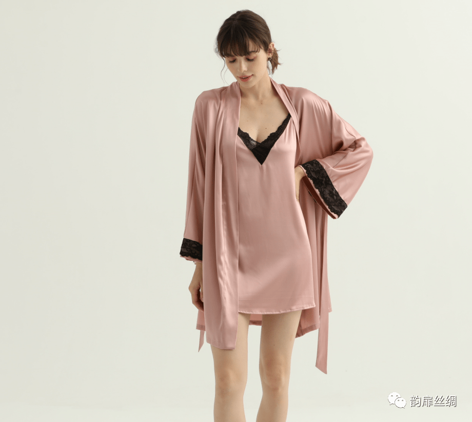 丝绸|30岁+的轻熟女，穿上丝绸家居服装才是自己