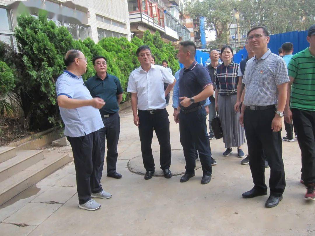 五华区人大常委会主任率队调研昆二十四中