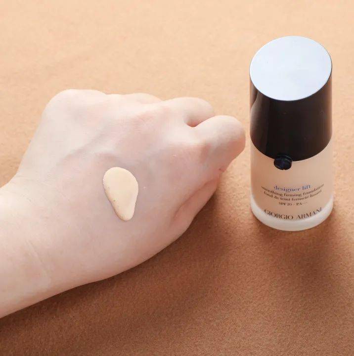 大牌|粉底越大牌越好用？测完这6款粉底之后我惊呆了！