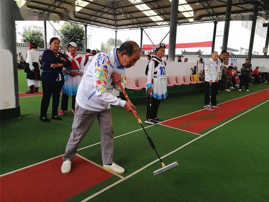 丽江石榴哥