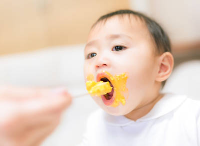 孩子|别再给娃吃了！“全麦面包”竟然也有假！这些“伪健康”零食