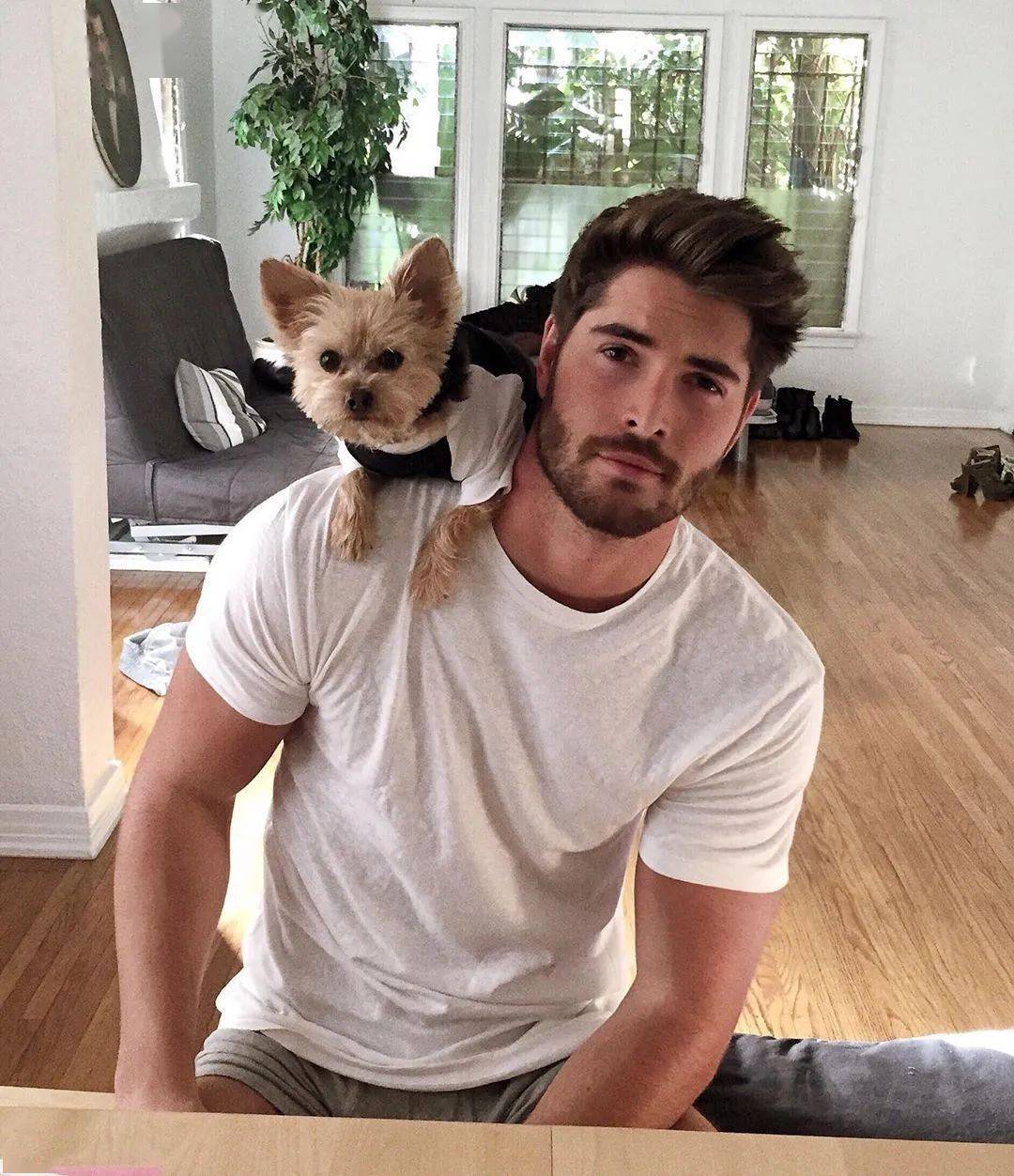 Nick|BVLGARI 推出新款香氛，代言人是他，我可以！