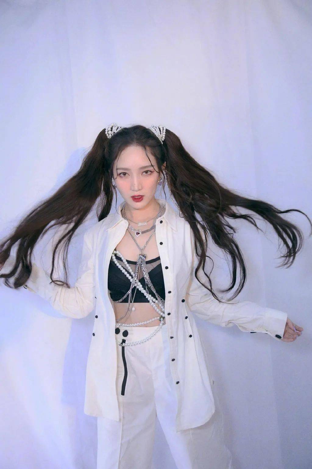 女生|金晨的点痣妆，长在了我的审美点上