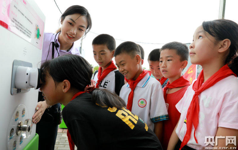 科普|科普大篷车走进乡村学校