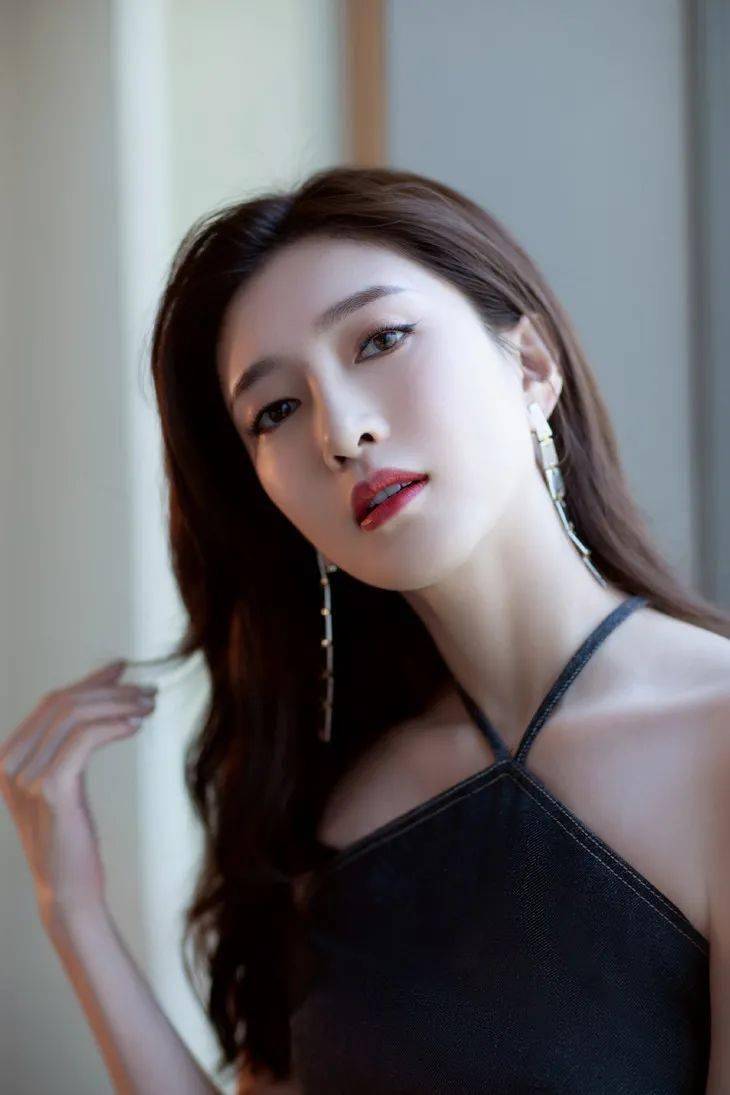 美人计|美人计 | 能把粉色这么画还好看的,也就江疏影了