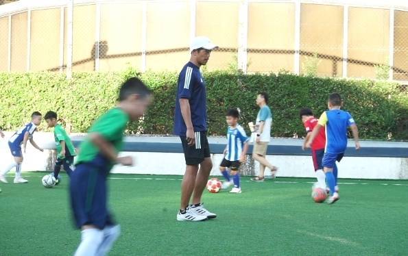 日本|艰难中迎来复苏 在沪日本兄弟的足球培训梦
