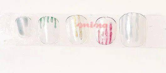 夏末|夏末时节 演绎极致的微色彩美甲