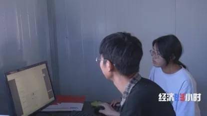 姐弟|国家级贫困县走出清华学子，姐弟俩相依为命双双考上大学！阳光照进了他们的大学梦…