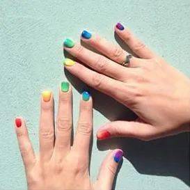 感觉|BLACKPINK新歌MV太好看，美甲比彩妆还惹眼！