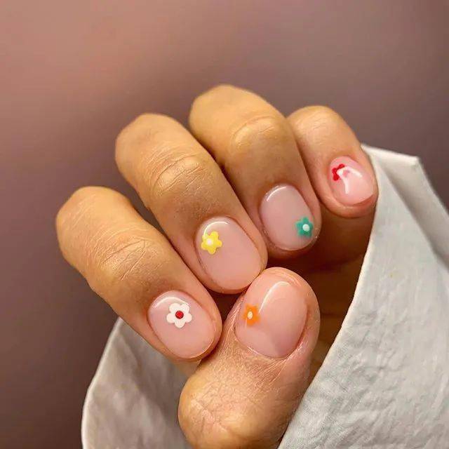 感觉|BLACKPINK新歌MV太好看，美甲比彩妆还惹眼！