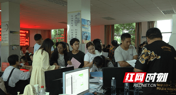 就业|刚刚 靖州200人达成就业意向