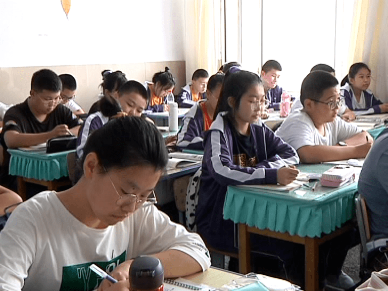 园丁赞丨肇源二中:凝心聚力谱新篇