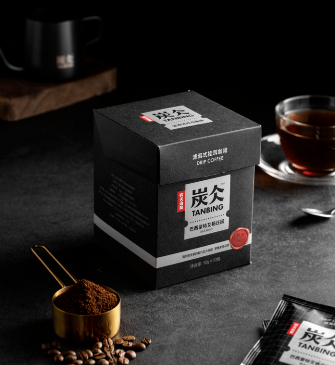首富|大自然的搬运工成就新首富,设计师酸了!农夫山泉跨界包装设计盘点