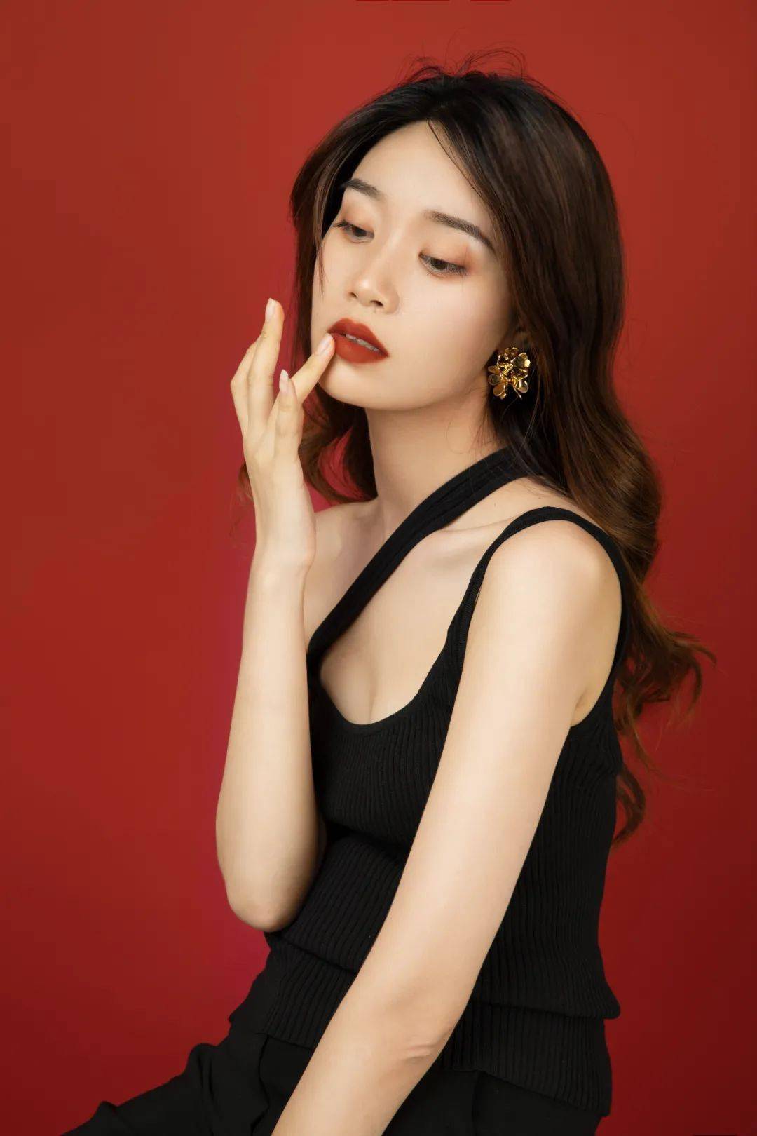 口红|我摊牌了，初秋气质感妆容的秘诀其实是这个......