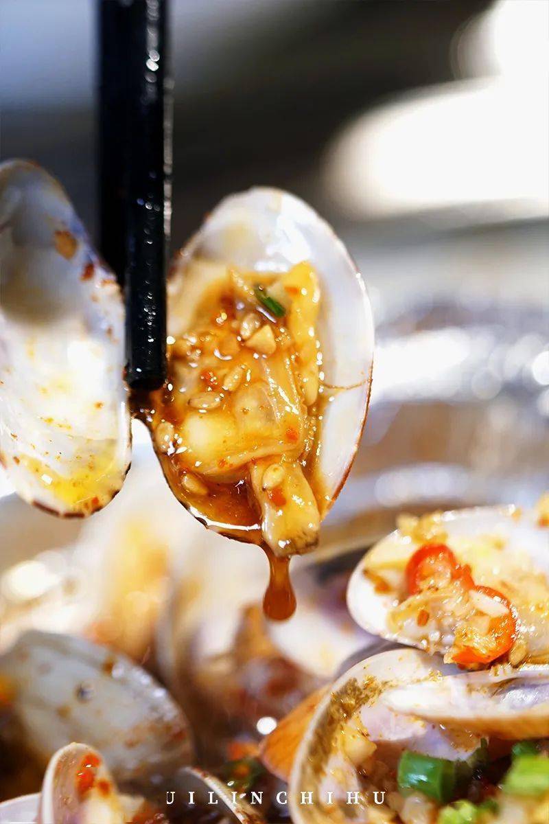 店里|在教室里吃烤肉！6.8折还送肉送饮料！