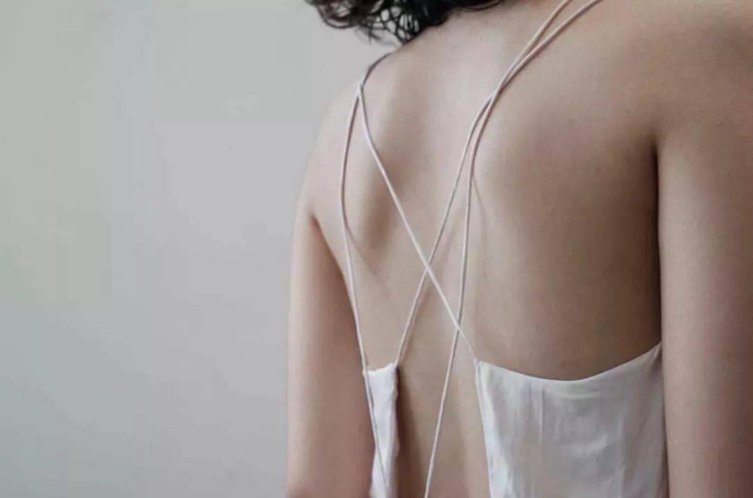 智商|张雨绮的矫姿带到底是智商税，还是真女神制造机？