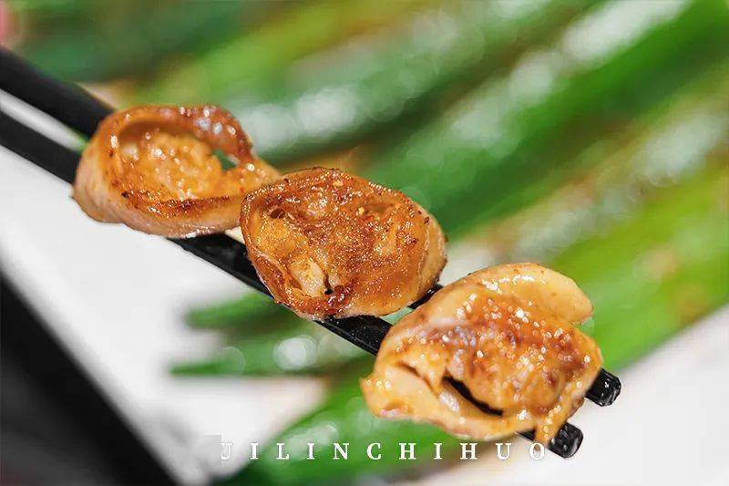 店里|在教室里吃烤肉！6.8折还送肉送饮料！