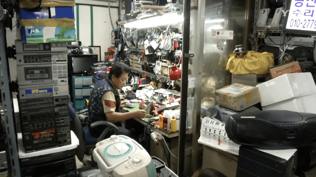 疫情|韩国近期突然掀起复古热潮, 受追捧的复古物件竟然是这些...背后的原因是什么呢?