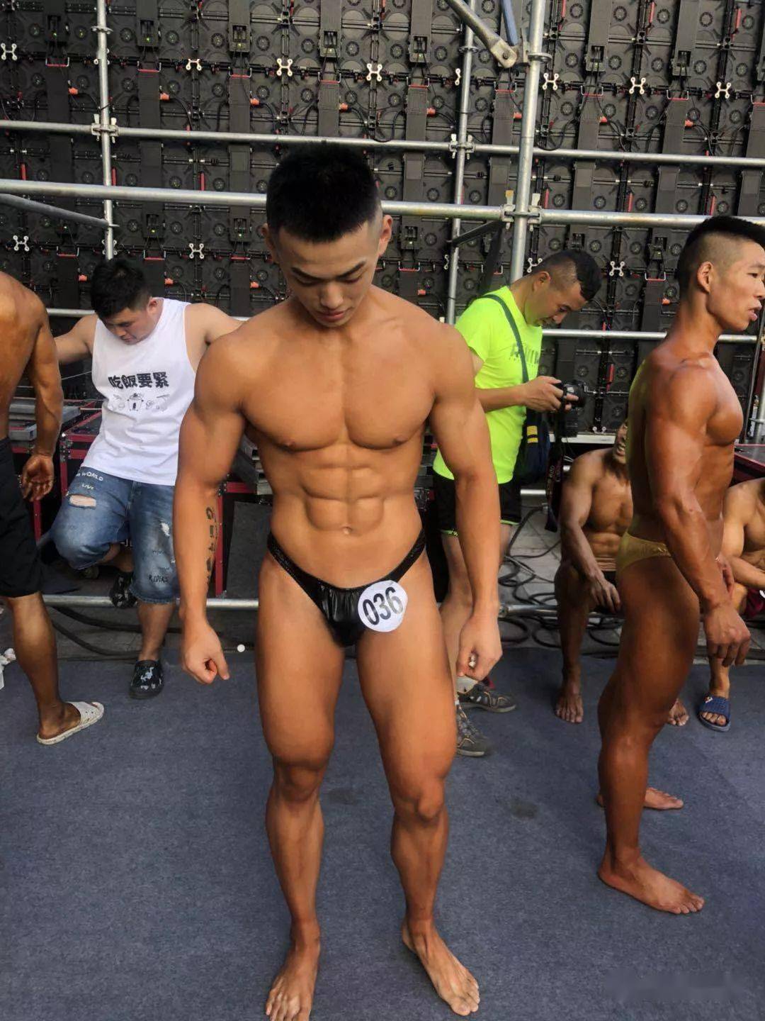 【IM电竞官网】
20岁宁夏小伙练就一身肌肉,收获迷妹无数!(图17)