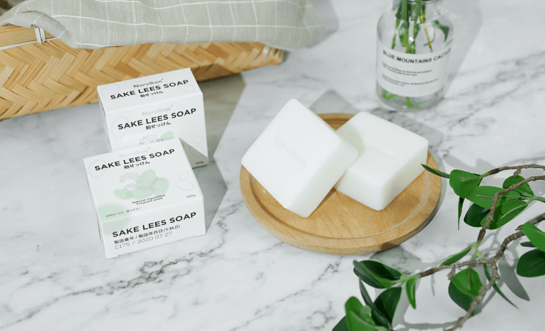 日本|日本人用酒洗脸，60岁还没有皱纹，黑头粉刺全消失，整张脸白皙光滑，细腻弹润！