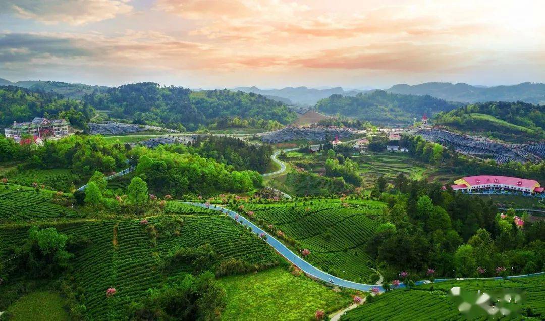 和《贵州省旅游景区质量等级管理办法(暂行)》,经黔南