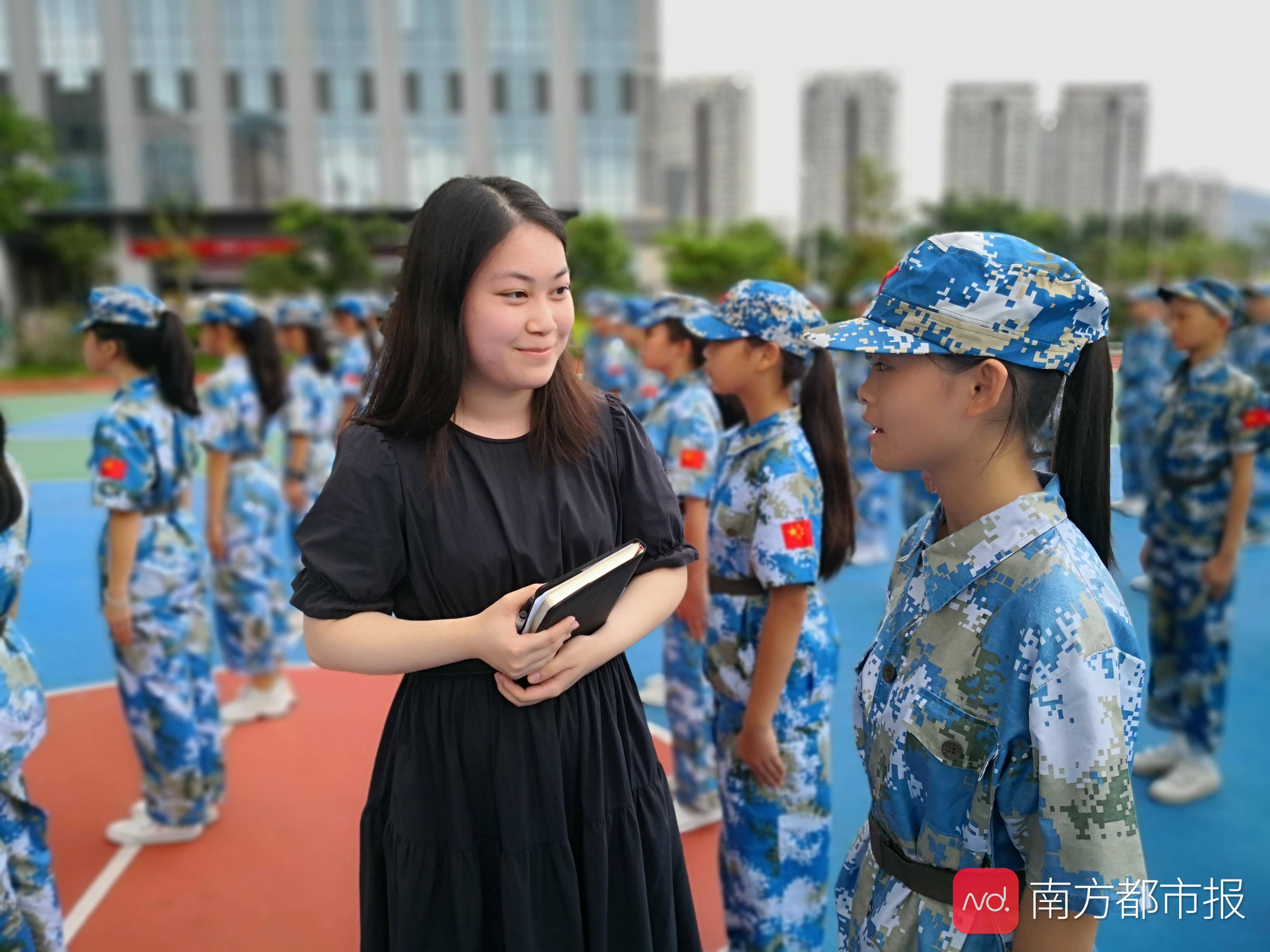 珠海|北大毕业放弃高薪入职一民办学校，珠海95后教师引热议