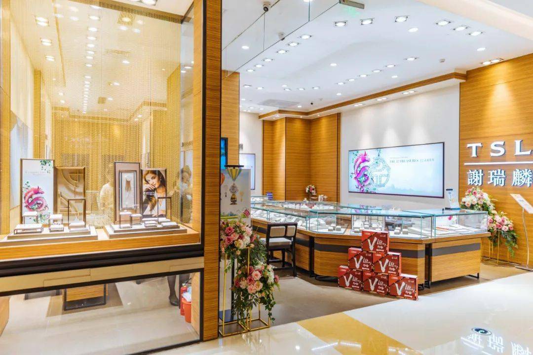 活动|拯救郑州购物狂的超优惠攻略:大卫城“卡友日”活动太顶了!!