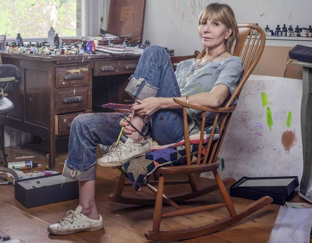 Helen|吸过毒，患过癌症的她如何蜕变为GUCCI御用插画师？ins爆火的50岁网红大妈的惊天逆袭！