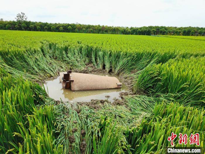 江苏射阳一油脂厂管道接口破裂蒸汽外泄 罐体飞