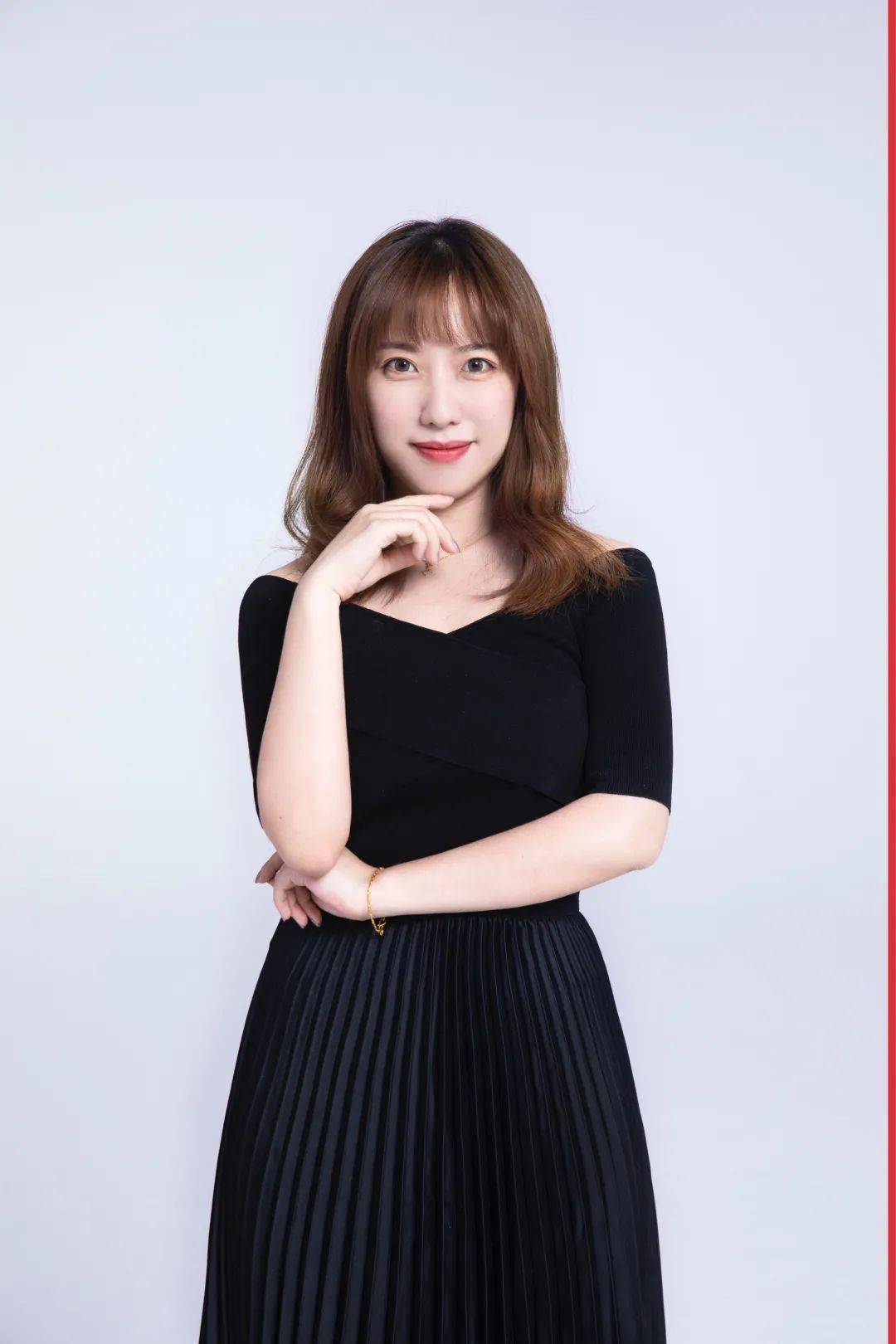 时尚|孟佳成团后时尚资源好到逆天 还不是因为私下这些“小动作”！