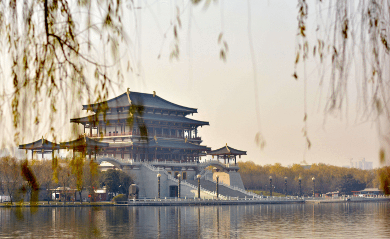 西安旅游景点排名前十名 034df8d3b3ec4e23880cf0b025fd720f.png