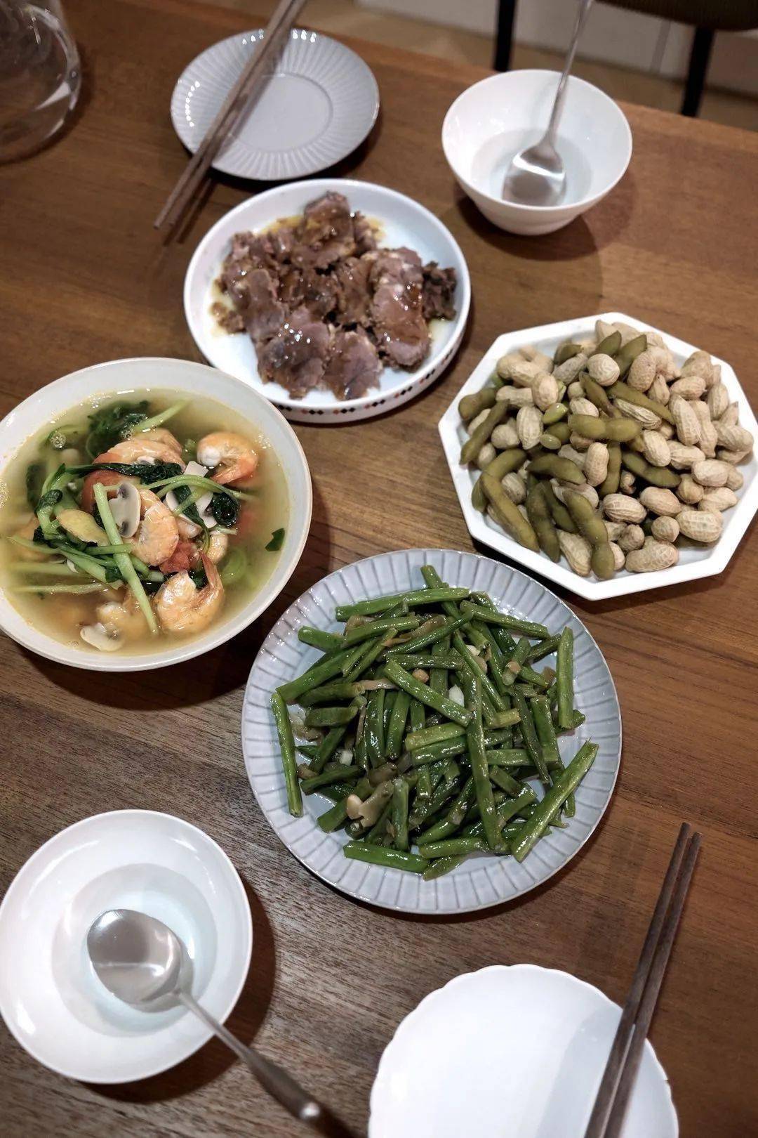 食材|今天吃什么｜白葡萄酒柠檬虾