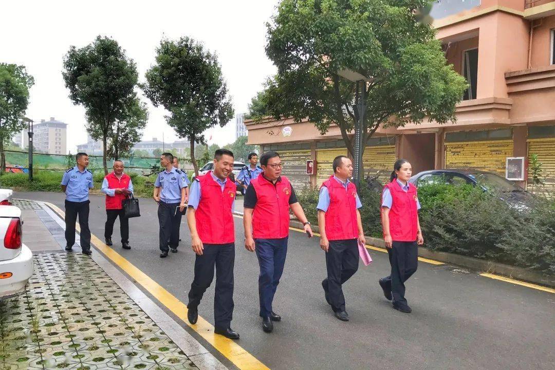 县委常委,县公安局局长钱继华