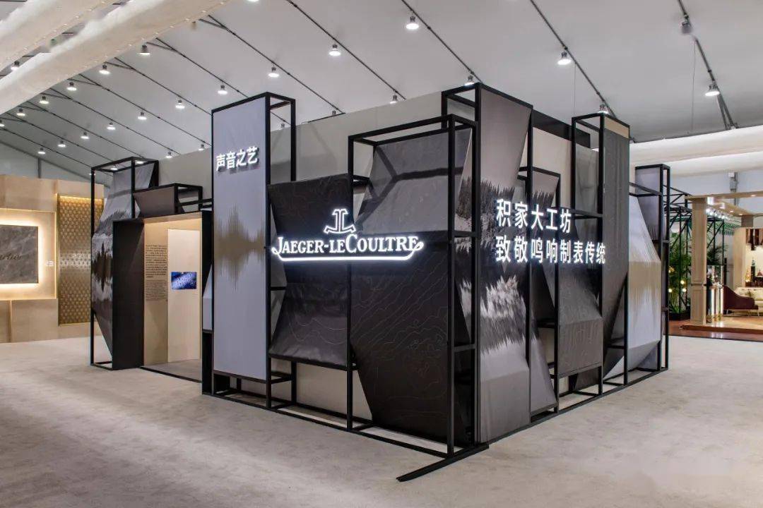 制表|午夜表情 | 终于等来了今年第一场表展,大家都卯足了劲儿。