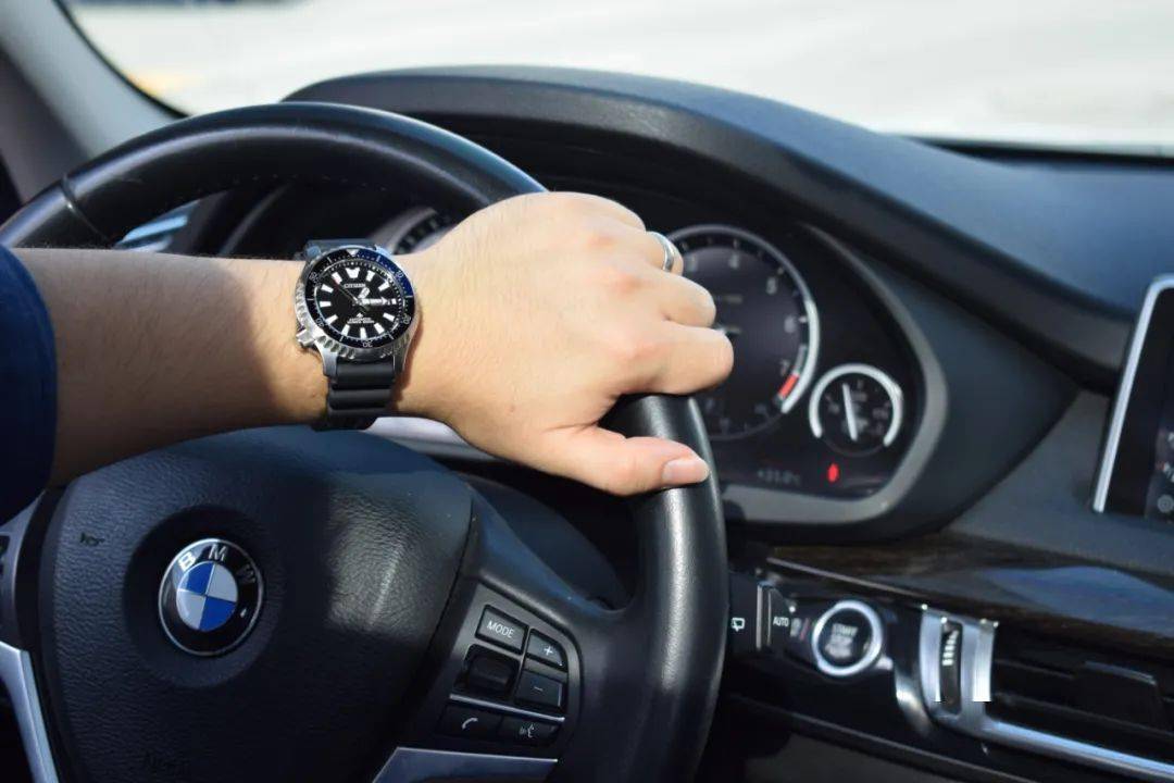 �ݹ�ʱ�з���,��˵һ���ֱ����ܡ�ը����?