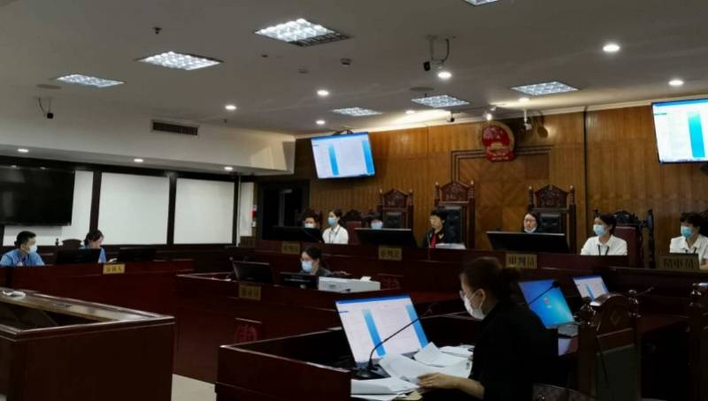 深圳一男子从国外购买药品，私自配药、包装后