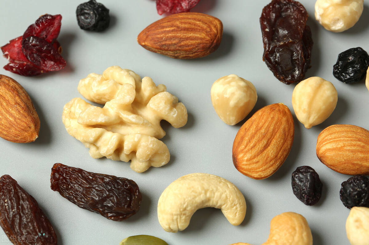 三只松鼠坚果一包多少元 87c2efda0b724e8ca69c8d83da17e535.jpeg