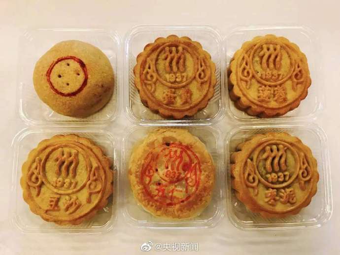 高校|高校中秋月饼来啦！有你学校的吗？