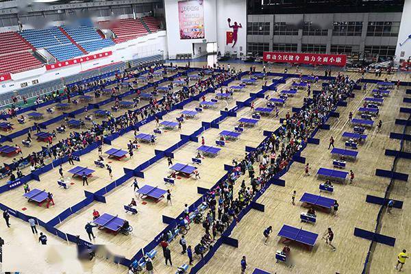开云app官网：
北京市第十四届“和谐杯”乒乓球赛总决赛举行(图1)