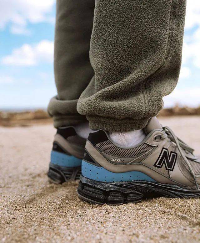 品牌|这波联名款的衣服,可以防病毒。