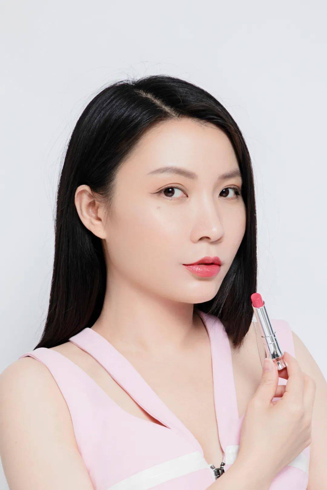 彩妆|2020几十款大牌彩妆新品测评干货来了,仙女们快冲