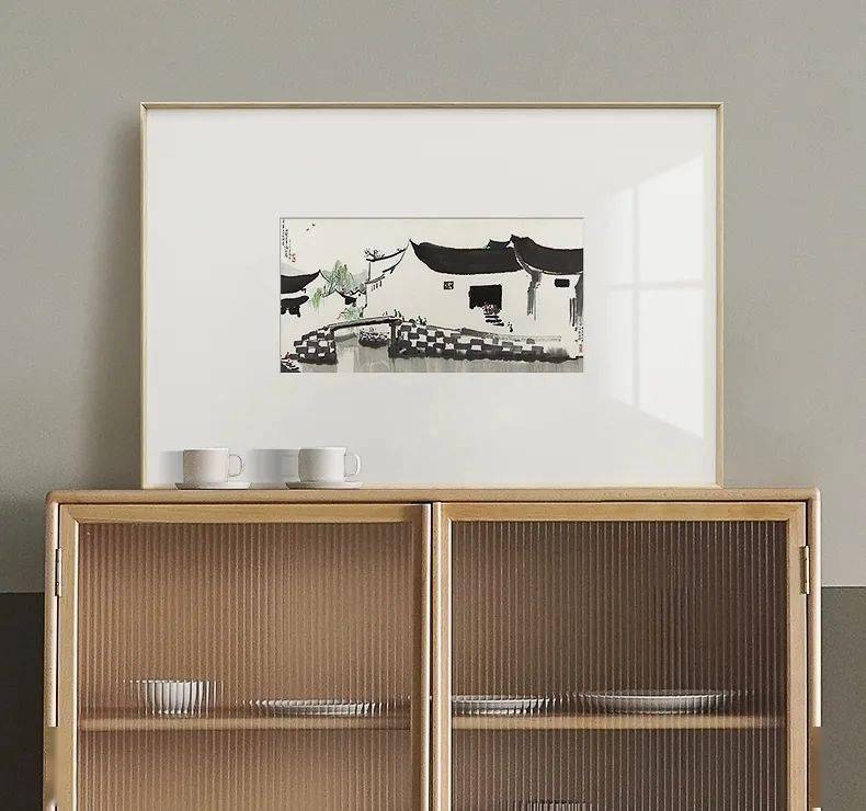 照片|显穷大白墙+网红装饰画=悲剧！